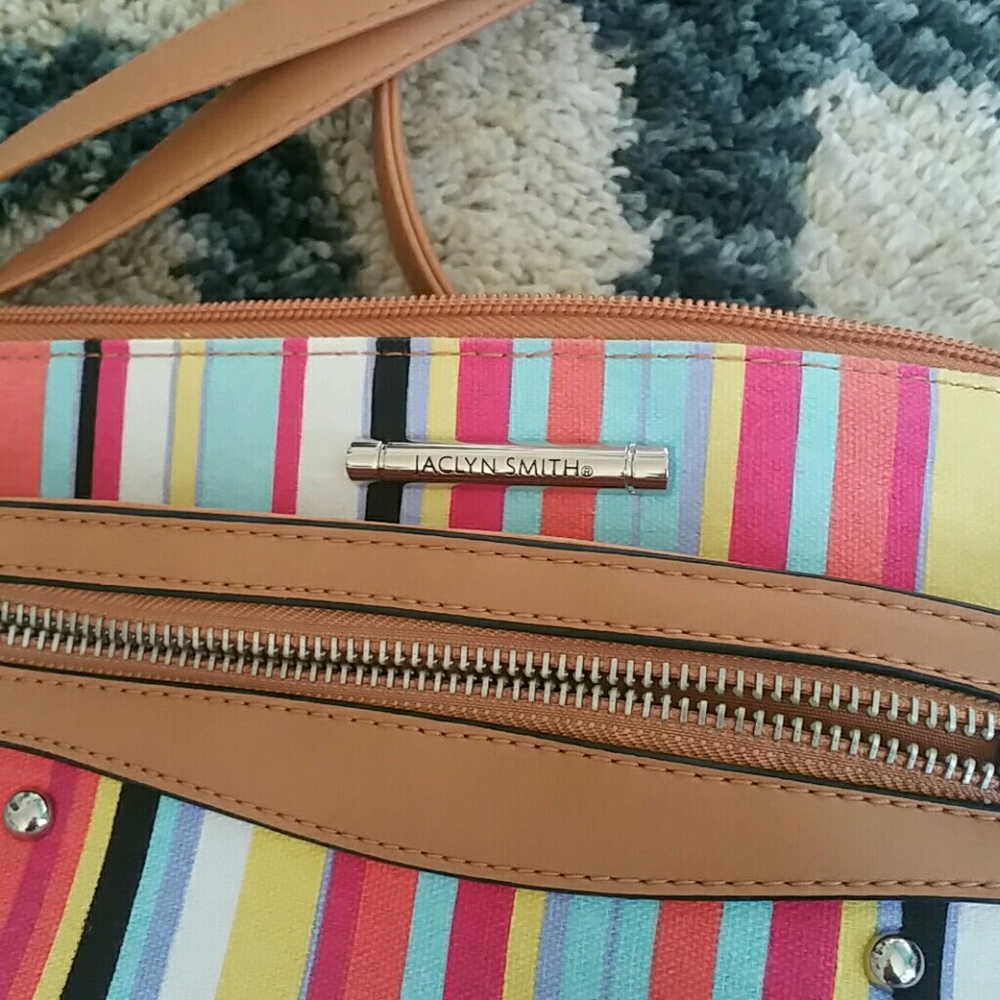 Striped Purse - Picture 4 of 5
